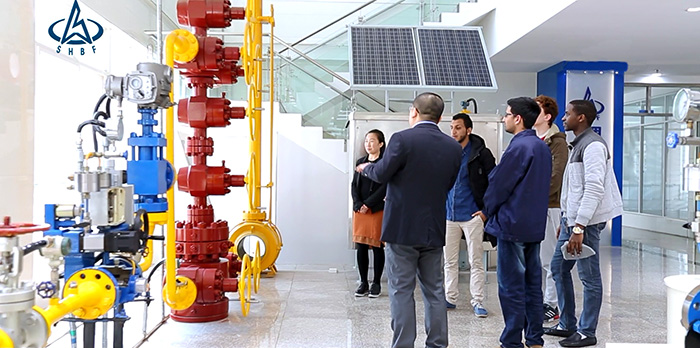 航天(tian)泵閥産品(pin)展示 (5)