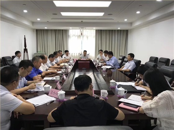 座(zuo)談會現(xian)場 座談(tán)會現場(chǎng)