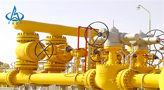 軌(gui)道球閥作業(ye)實景 軌道球(qiú)閥作業實景(jǐng)