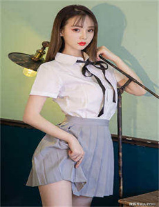 下面含着精子去上课H