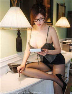 结婚礼服